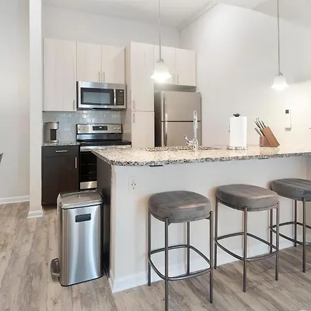 Landing Incredible 1Bd Clubhouse Gym Apartment Charlotte