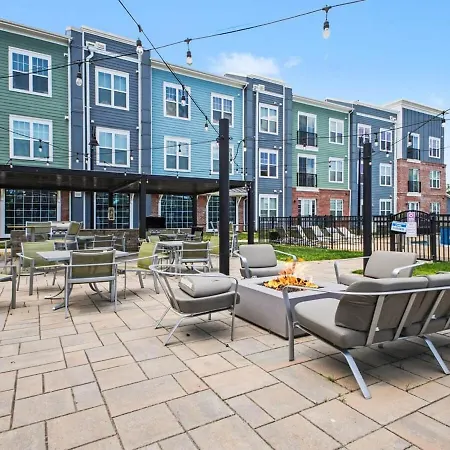 Luxury 1br Near Noda & Uptown *