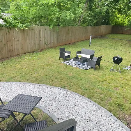 Apartment Charming And Renovated Close To Airport And Uptown