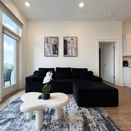 Apartment Luxury Uptown 2br Rooftop Pool Gym & Skyline Views Charlotte