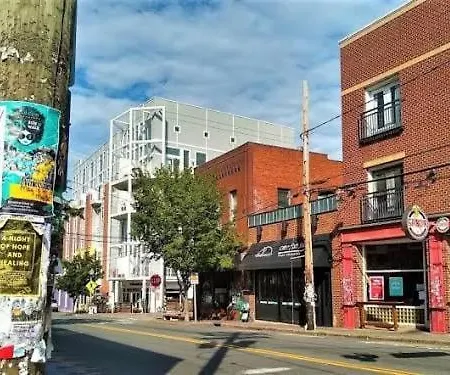 Uptown Views & Noda Vibes