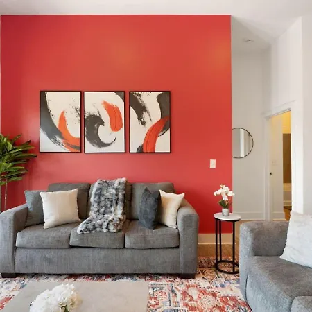 Apartment Carolina Luxury - Free Parking, Pool, Gym
