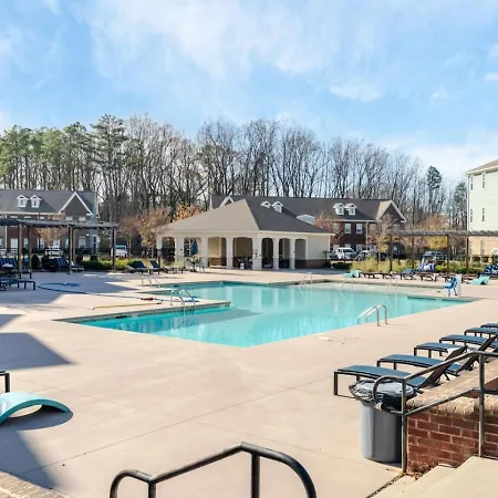 Super 1bd Workers Paradise Apartment *