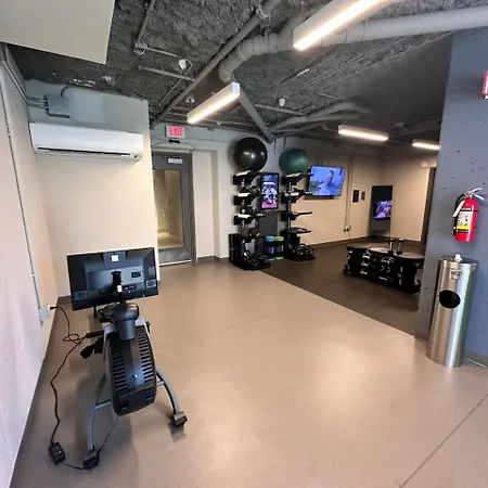 Luxury Furnished 1br In The Heart Of The * Charlotte