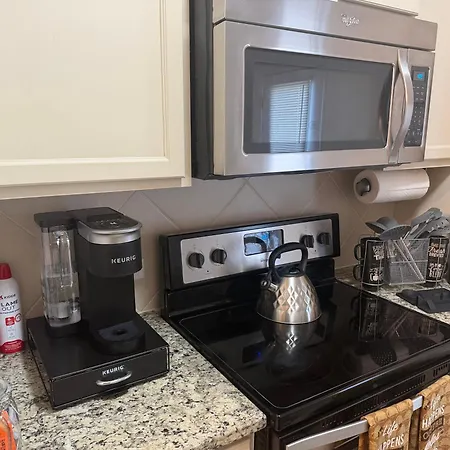 Modern South Townhome Near Carowinds