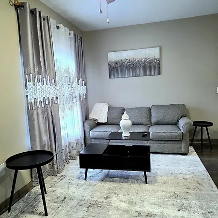 Apartment Prime Uptown Location Near Restaurants & Nightlife