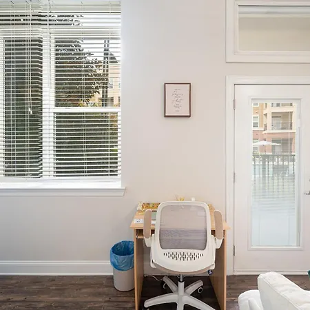 Elevated Retreat Pool Near Clt Carowinds & Uptown Apartment