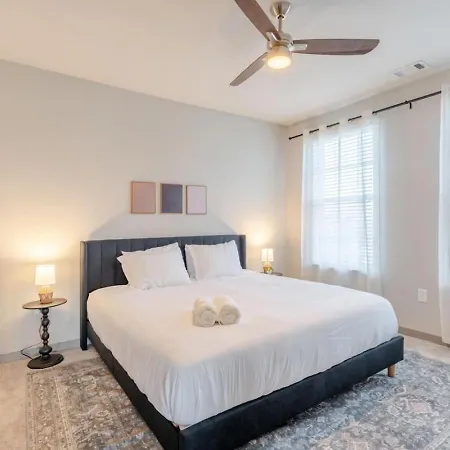 Bright, Cozy 3bd In Heart Of Matthews *