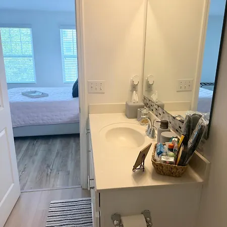 Modern South Townhome Near Carowinds