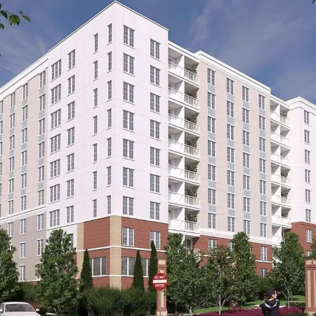 Landing Stunning 1Bd Game Room Gym Apartment Charlotte