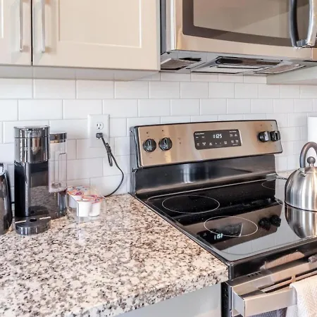 Bright, Cozy 3bd In Heart Of Matthews Charlotte