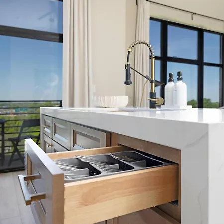 The Eighth Luxury Penthouse In Fourth Ward * Charlotte