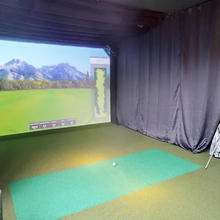 Landing Stunning 1Bd Game Room Gym *
