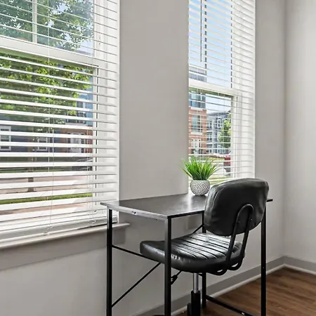 Apartment Luxury 1br Near Noda & Uptown *