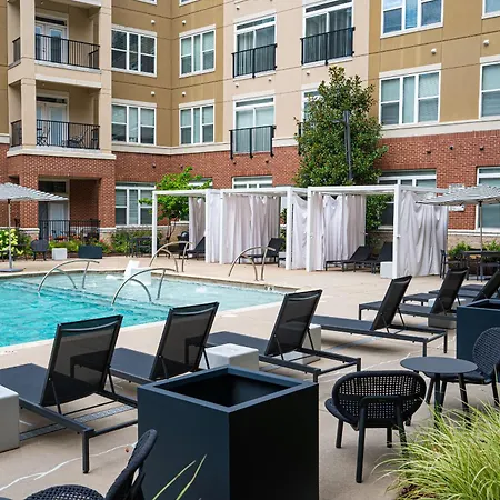 Elevated Retreat Pool Near Clt Carowinds & Uptown