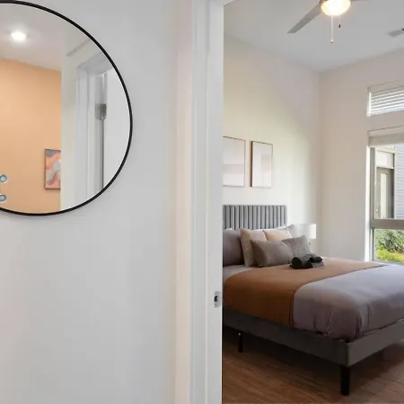 Queen Luxe - Free Parking, Pool, *