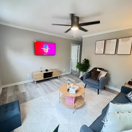 Charming And Renovated Close To Airport And Uptown Charlotte