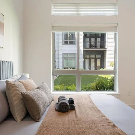 Apartment Queen Luxe - Free Parking, Pool, *