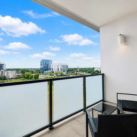 Luxury Uptown 2br Rooftop Pool Gym & Skyline Views Charlotte