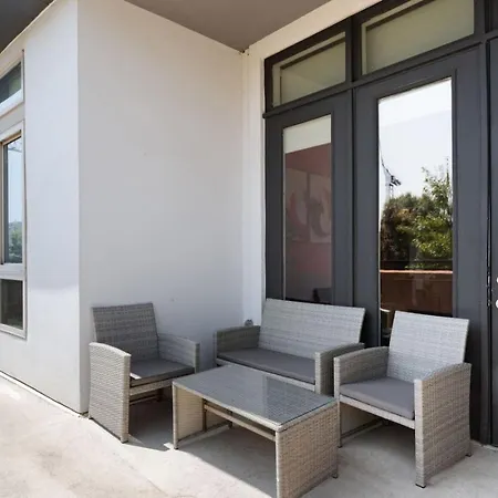 Carolina Luxury - Free Parking, Pool, Gym * Charlotte