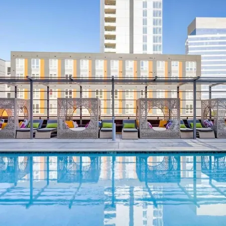 Carolina Luxury - Free Parking, Pool, Gym *