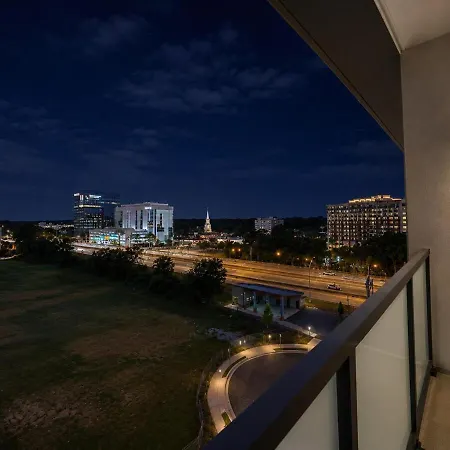 Apartment Luxury Uptown 2br Rooftop Pool Gym & Skyline Views Charlotte