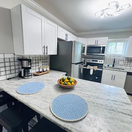 Charming And Renovated Close To Airport And Uptown Charlotte