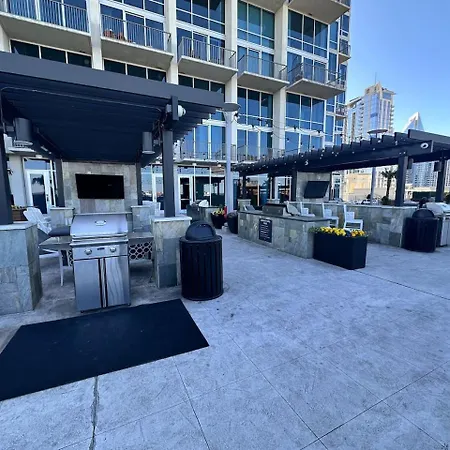 Apartment Luxury Furnished 1br In The Heart Of The Charlotte