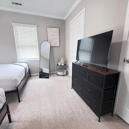Charming And Renovated Close To Airport And Uptown * Charlotte