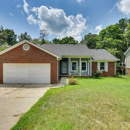 Holiday home Matthews Family W/ Fenced Yard!