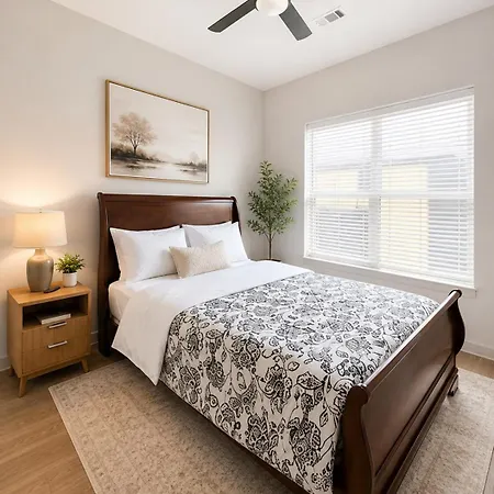 Apartment Luxury 2br Uptown Walk To Stadium, Boa, Nascar And Fun Activities Uptown Clt Charlotte