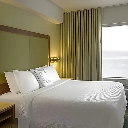 The Beacon Airport By Ihg Hotel Charlotte