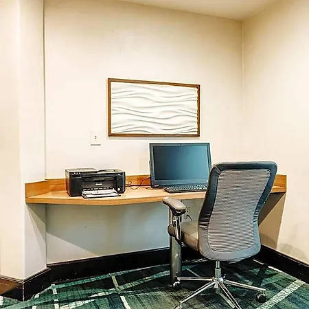 The Beacon Airport By Ihg Hotel Charlotte