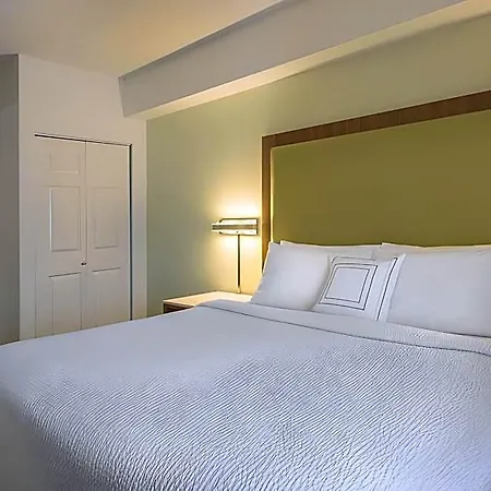 The Beacon Airport By Ihg Charlotte