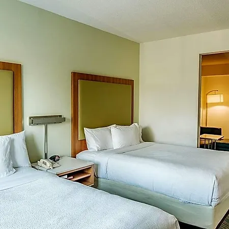 The Beacon Airport By Ihg Charlotte