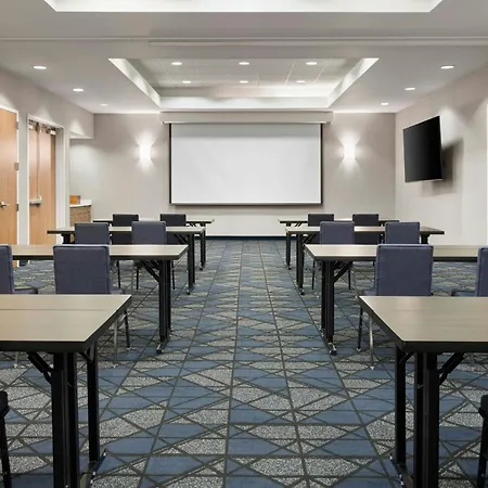 Hotel Courtyard Center