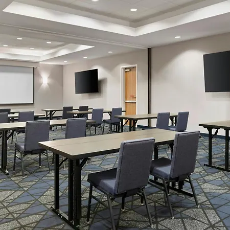 Courtyard Center 3* Charlotte