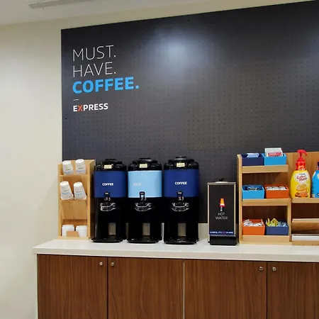 Express Arrowood By Ihg 2* Charlotte