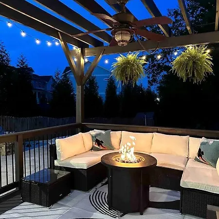 Holiday home Opulent Modern Vacation Paradise Near Catawba River In North Carolina Charlotte