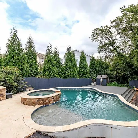 Holiday home Opulent Modern Vacation Paradise Near Catawba River In North Carolina *