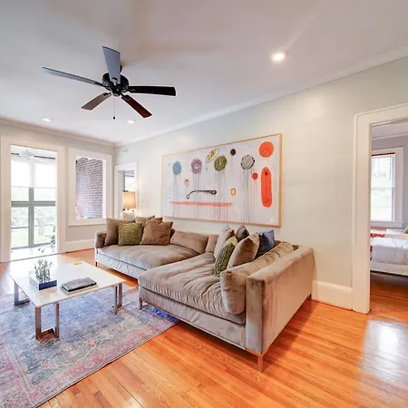 Holiday home Spacious 2br In Myers Park With Sunroom Charlotte