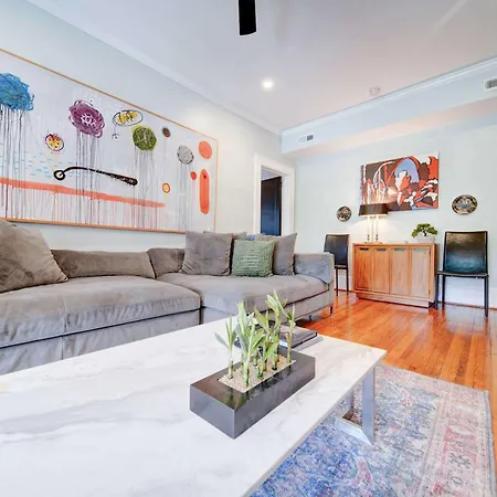 Spacious 2br In Myers Park With Sunroom * Charlotte