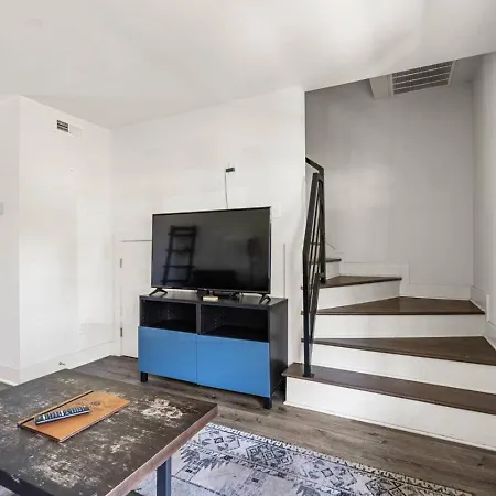 Sleek 2br Townhouse, Stones Throw To Uptown * Charlotte
