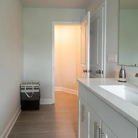 Bohemian Style House Close To Stadiums And Uptown Charlotte