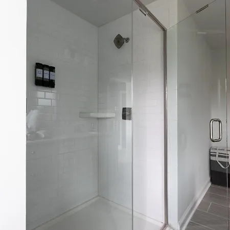 Bohemian Style House Close To Stadiums And Uptown Villa *