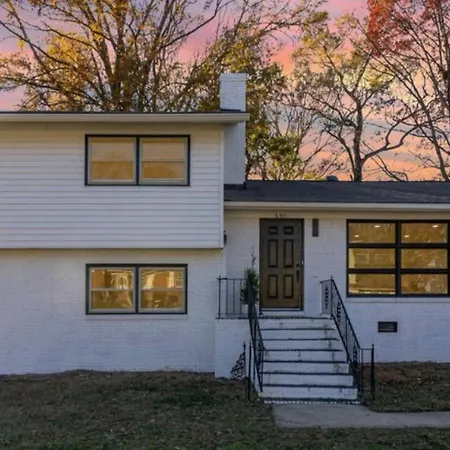 Brand New Stylish 5br3ba 15mins Clt Downtown * Charlotte