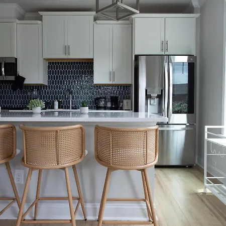 Bohemian Style House Close To Stadiums And Uptown *
