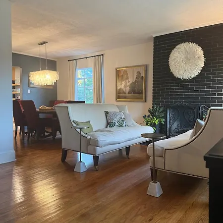 Holiday home The Latimer House Perfect For Groups Near Uptown Charlotte