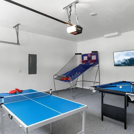 8br Near Southend/uptown W/gameroom/hottubs/fenced * Charlotte