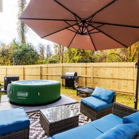 8br Near Southend/uptown W/gameroom/hottubs/fenced *